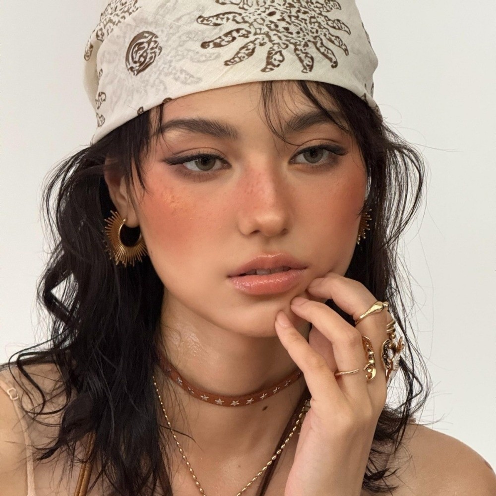 Retro Flower Square Headscarf  - огляд і ціна Art And Craft Hair